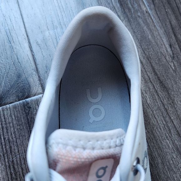 On Women's X 3 - Picture 15 of 16